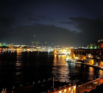 Browns-Kitchen-Valletta-Waterfront-4-1.jpg