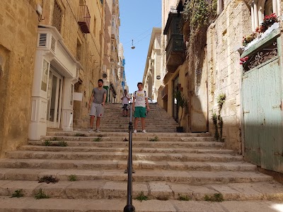 Casa-Sotto-Valletta-Pizzeria-Pinsa-Romana-1-1.jpg
