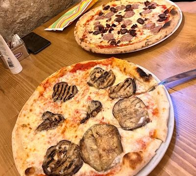 Coogi’s Pizzeria & Bistrot @ Palazzo Costanzo