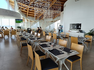 La-Nave-Bistro-4-1.jpg