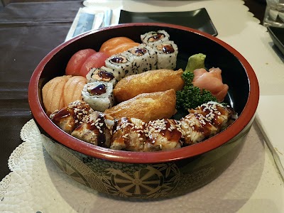 Okurama-Sushi-Restaurant-2-1.jpg